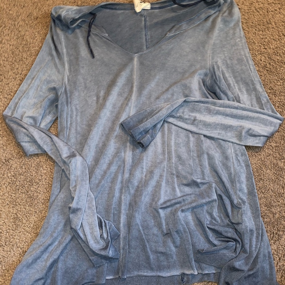 Ombré blue long sleeve